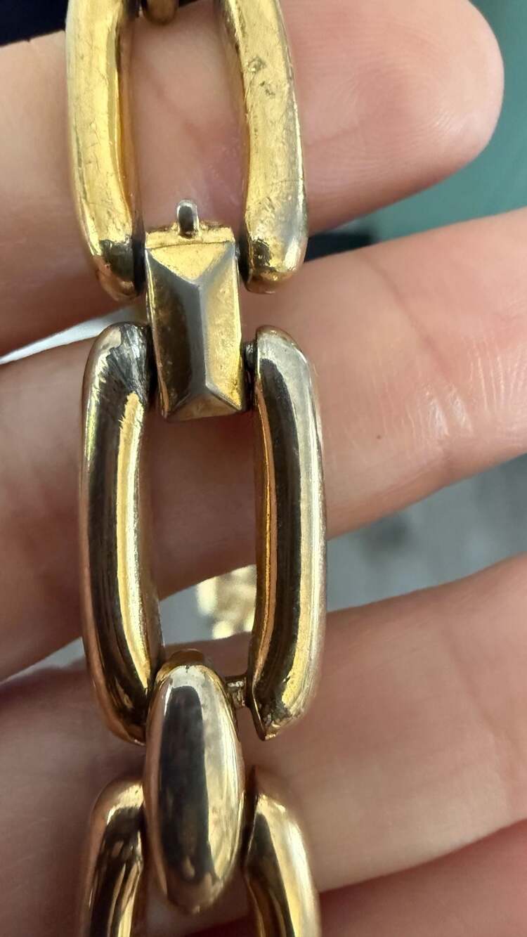 Vintage Trifari Gold Tone Chunky Link Statement Necklace - Picture 5 of 6